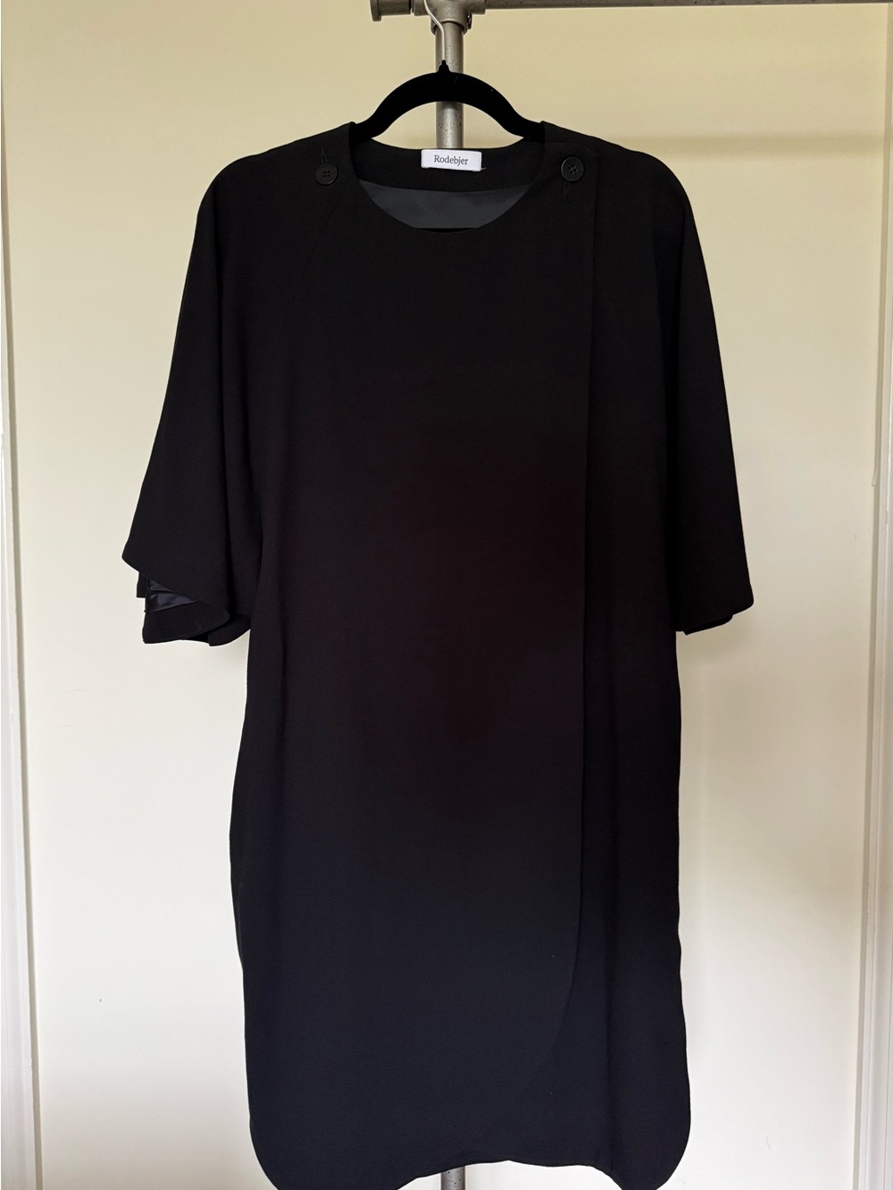 Rodebjer Black Midi Dress with Button-Shoulder Detail